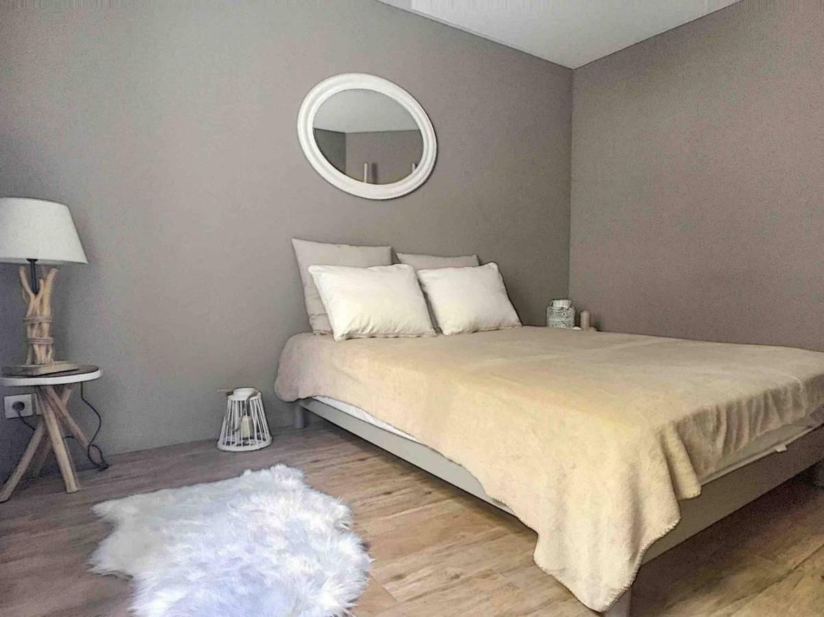 Appartement 60 Rue Du Port *